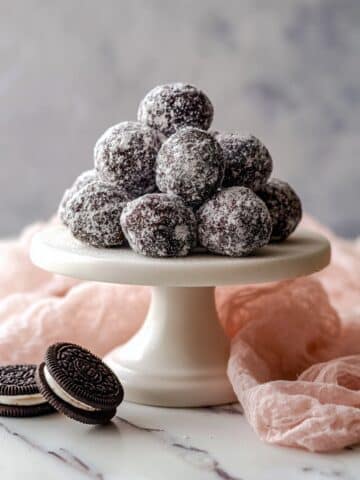 Snowball Oreo Cookie Balls Recipe