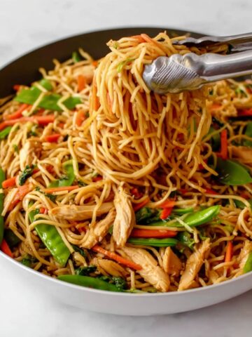 Easy Chicken Lo Mein Recipe