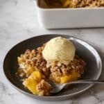 Bake Apples with Oatmeal Crumble Recipe