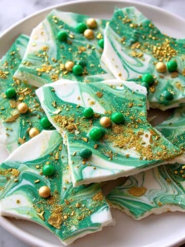 Leprechaun Bark Recipe (St. Patrick’s Day Green and Gold Chocolate Treat) Recipe