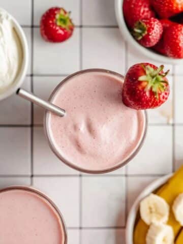 Strawberry Banana Milkshake Recipe