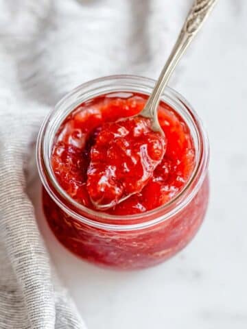 Sweet and Tart Rhubarb Compote Recipe