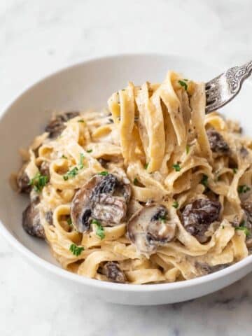 One Pot Creamy Mushroom Pasta Recipe