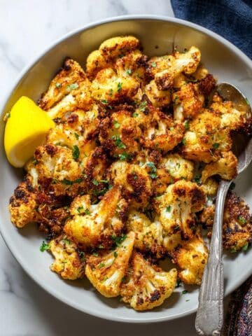Garlic-Parmesan Roasted Cauliflower Recipe