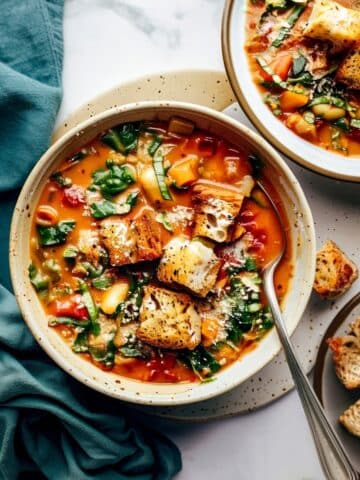 Creamy Tuscan White Bean & Kale Soup Recipe