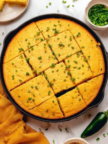 Jalapeño Cheddar Cornbread Recipe